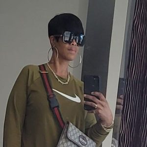 Meet your Posher, Angie